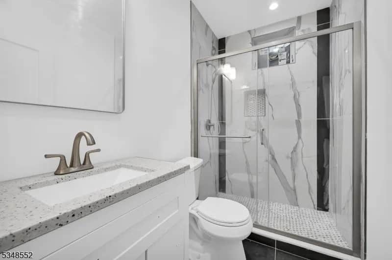11 Country Club Road Livingston NJ bathroom photo 17