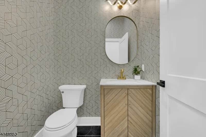11 Country Club Road Livingston NJ bathroom photo 18