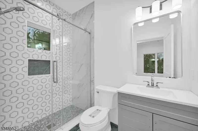 11 Country Club Road Livingston NJ bathroom photo 22