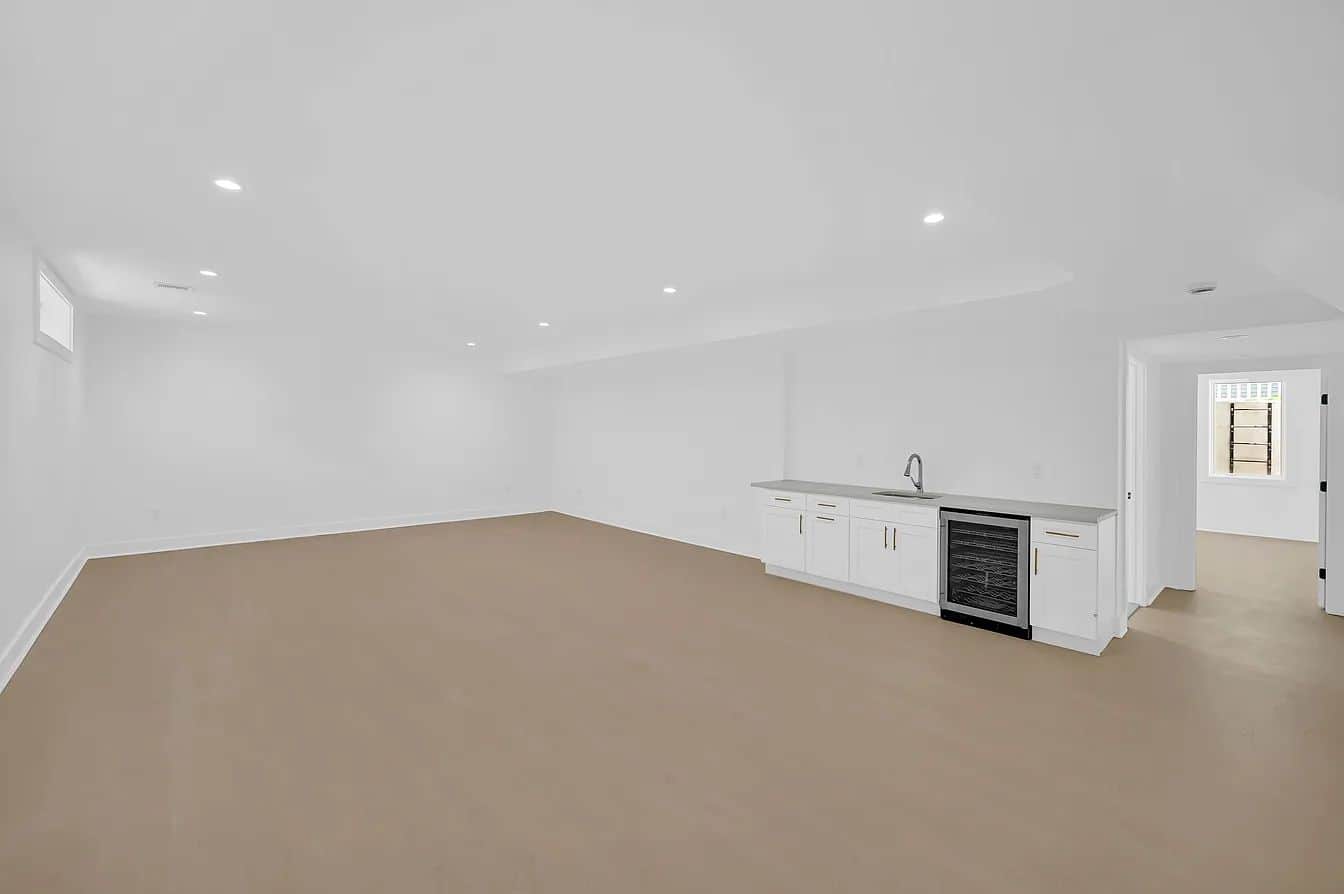 27 Mounthaven Dr Livingston NJ photo 3