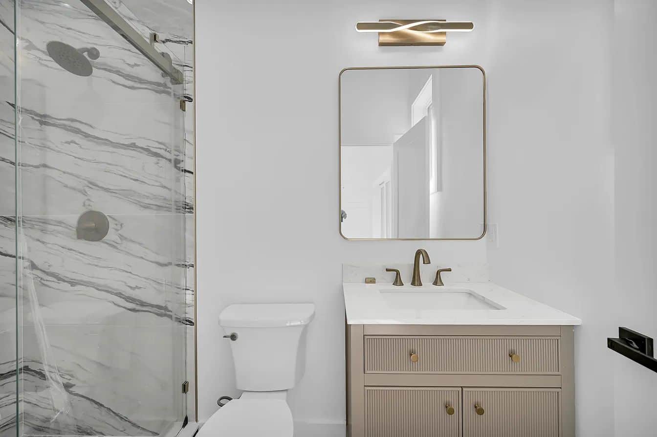 27 Mounthaven Dr Livingston NJ bathroom photo 25
