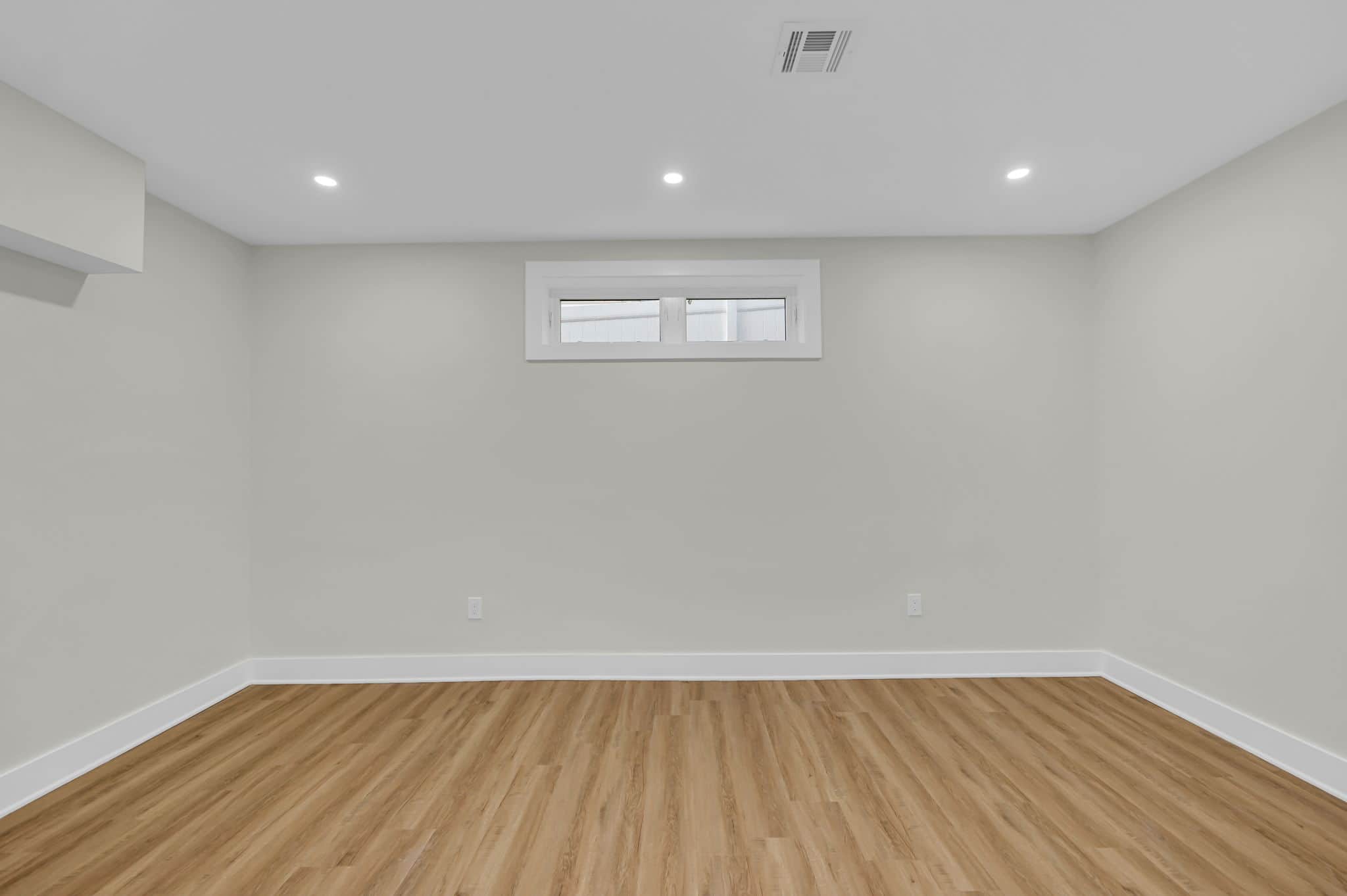54 Melrose Dr Livingston NJ bedroom photo 11