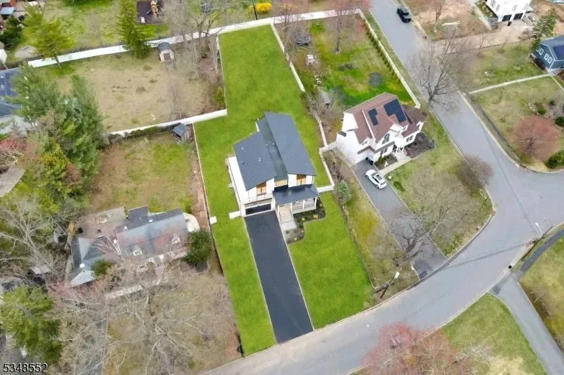 11 Country Club Road Livingston NJ
