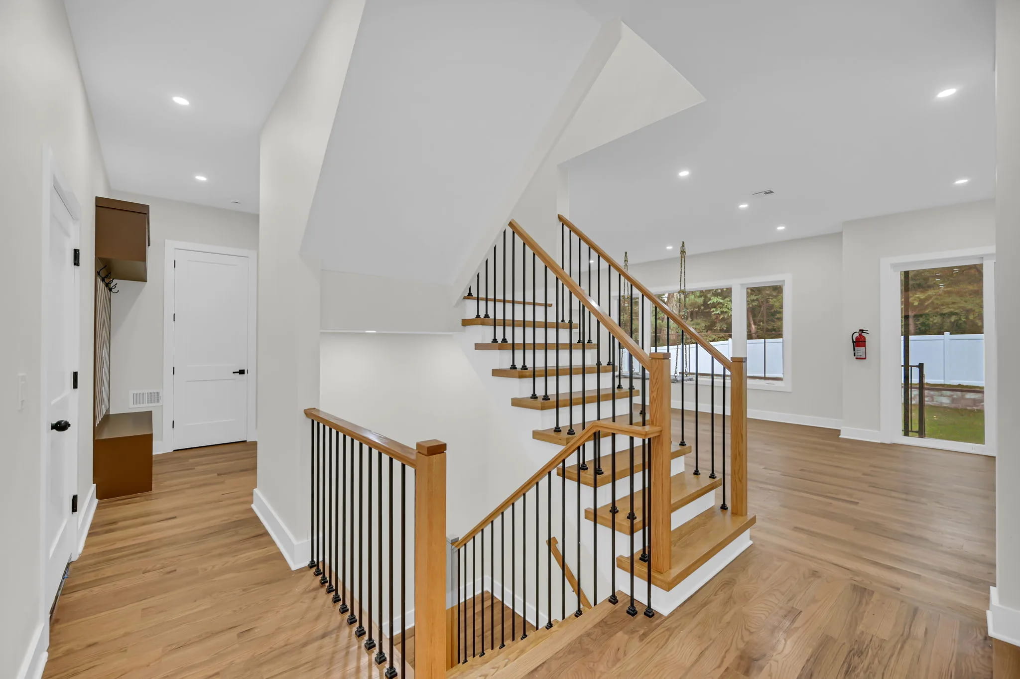 54 Melrose Dr Livingston NJ