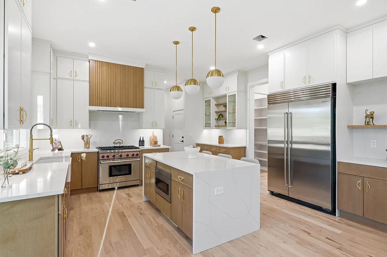 11 Elmwood CT Livingston NJ kitchen photo 11